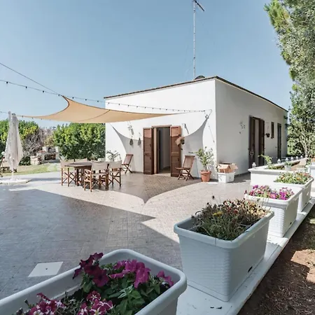Вилла Il Giardino Dei Gelsi Отранто